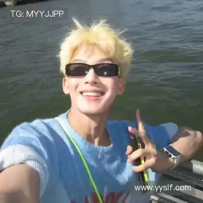 凤万宇